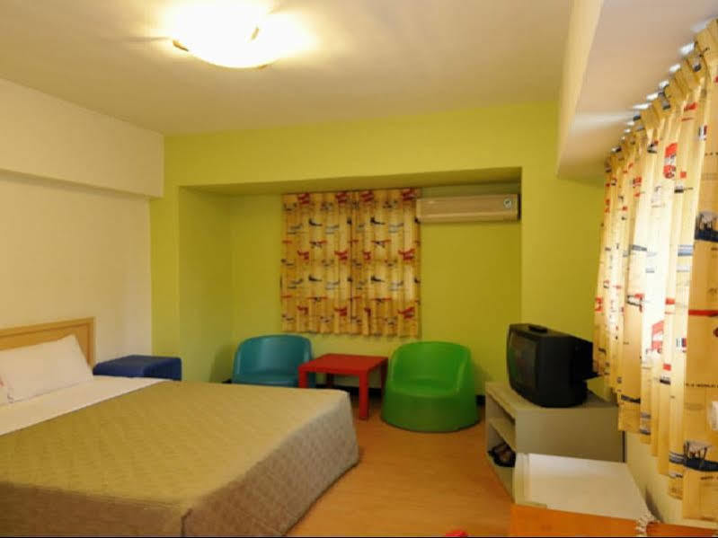 ฮวา ฮง โฮเต็ล Hotel เกาสง ภายนอก รูปภาพ